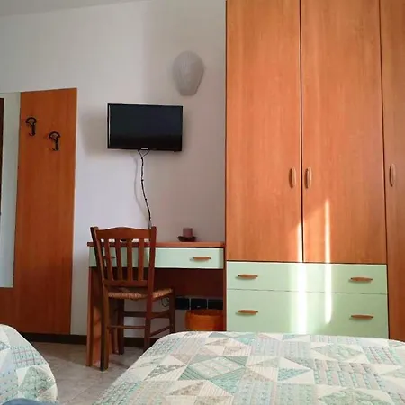Al Castello אורחן *